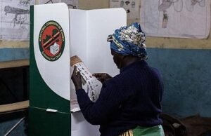 Las políticas de Zambia pidieron favores sexuales, dice un funcionario