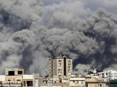 El Reino Unido elabora un plan de rescate para los británicos atrapados en los estados del Golfo: el primer ministro autoriza a Estados Unidos a utilizar bases del Reino Unido para lanzar ataques contra Irán mientras los ministros se preparan para una evacuación masiva a través de Arabia Saudita