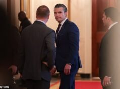 Base naval ‘cerrada’ cuando un intruso llega en BARCO