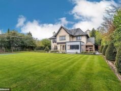 Patrice Evra está poniendo a la venta su mansión de Manchester con siete habitaciones y 3,5 millones de libras esterlinas, pero ¿por qué hay un mural de una leyenda del Manchester City en la pared?