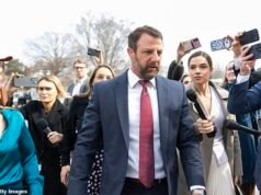 Markwayne Mullin, elegido por Trump para el DHS, rompe el silencio sobre su nuevo trabajo… mientras los conocedores advierten que “es un riesgo muy alto”