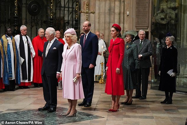 106918215-15625761-The_Royal_Family_at_the_Commonwealth_Day_service_at_Westminster_-a-1_177296202256.jpeg
