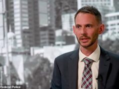 Veintiséis hombres se enfrentan a más de 1.000 delitos después de que la policía desmantelara un grupo secreto de explotación infantil en línea.