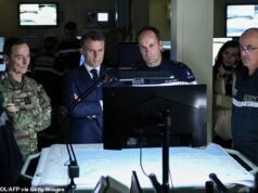 El grupo de trabajo francés se dirige al Golfo después de que Macron ordenara barcos de la Armada en una medida “sin precedentes” mientras el conflicto en Medio Oriente hace subir los precios del petróleo.