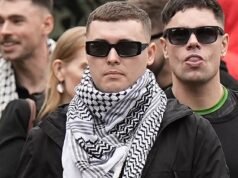 El rapero Mo Chara no enfrentará un nuevo juicio por cargos de terrorismo “por exhibir la bandera de Hezbollah en un concierto”, los jueces del Tribunal Superior rechazan la apelación del CPS