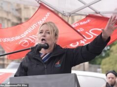 Un sindicato frustrado recorta £580.000 de la financiación del Partido Laborista en el aniversario de la huelga de contenedores de Birmingham
