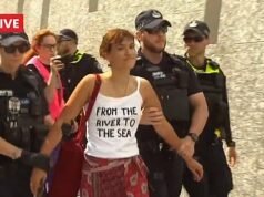 Por qué una mujer de 18 años fue arrestada en Australia por usar traje de baño bajo nuevas y controvertidas leyes