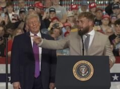 Jake Paul sufre un vergonzoso error de higiene durante su aparición en el mitin de Donald Trump, mientras un importante error de vestuario revela una inseguridad de larga data