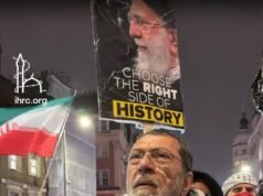 El organizador de una ‘manifestación del odio’ proiraní en Londres se reúne con el ayatolá Ali Jamenei para entregarle un expediente sobre la islamofobia en Gran Bretaña