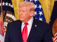 El Reino Unido no seguirá los pasos de Estados Unidos para aliviar las sanciones petroleras a Rusia, ya que el ministro advierte que la medida “ayudará a la máquina de guerra de Putin”.