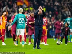 Arne Slot no ha cumplido 100 años: nuestro experto en Liverpool LEWIS STEELE da su veredicto sobre el siglo de juegos del holandés, la cirugía mayor necesaria para alcanzar la doble tonelada y revela lo que dicen los expertos de los Rojos sobre el futuro de Slot