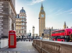 ¿Deberían los australianos reservar un viaje al extranjero ahora que la guerra azota Medio Oriente? Esto es lo que nos dijeron los expertos.