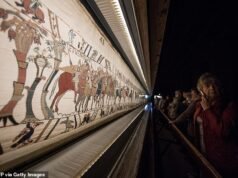 El Museo Británico pagará £1,2 millones para trasladar el tapiz de Bayeux a través del Canal de la Mancha, mientras las obras de arte icónicas obtienen su propia escolta policial y un servicio especial de Eurostar