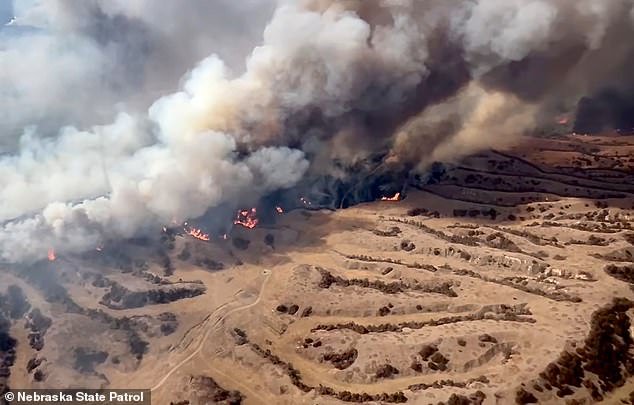 107148229-15647967-Massive_wildfires_burning_across_central_and_western_Nebraska_ha-m-6_177359002879.jpeg
