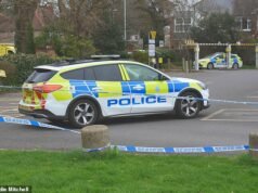 Un hombre de 27 años está acusado de violar a una mujer de unos 20 años en un aparcamiento junto al mar.