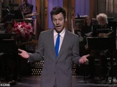 Harry Styles se burla de Andrew Mountbatten-Windsor con una broma mordaz durante su monólogo de SNL después del arresto del ex príncipe deshonrado en medio de una investigación sobre los archivos de Epstein.