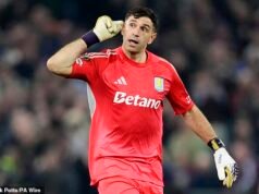 Aston Villa 2-0 Lille (3-0 en total): Emi Martínez vuelve a desempeñar el papel de maravilla y comerciante de liquidaciones, escribe TOM COLLOMOSSE, mientras el tirador argentino regresa para perseguir a los fanáticos franceses