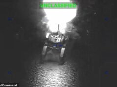 Estados Unidos abre un nuevo frente en la batalla para reabrir el Estrecho de Ormuz mientras los aviones destruyen barcos iraníes y destruyen drones