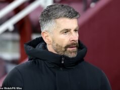 La revolución de los Rojos de Stephen Robinson ya ha comenzado con las salidas… pero ¿sobrevivirá el llamado hombre clave en Aberdeen?