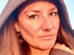 El diputado de Palm Beach renuncia cuando una cuenta de fetichismo de pies queda expuesta después de vender fotografías sexuales tomadas en uniforme y en el trabajo