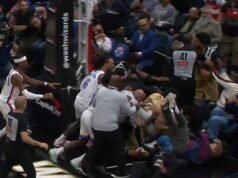 Thunder y Wizards inician una pelea sin cuartel mientras los oficiales luchan por controlar el caos antes de eliminar a cuatro jugadores.