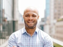 Residentes ultra despiertos obligan a librero demócrata a renunciar a su trabajo después de mostrar su apoyo a ICE