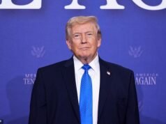 Trump hace una extraña admisión sobre Elvis Presley durante su visita a Graceland