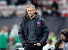 El Paris Saint-Germain va a la guerra con sus rivales de la Ligue 1 mientras los gigantes franceses buscan posponer el partido en un intento por tomar ventaja antes del enfrentamiento de la Liga de Campeones contra el Liverpool.