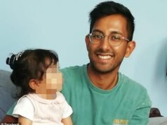 Un profesor de ciencias que intercambió 2.000 correos electrónicos coquetos con una colegiala de 15 años, incluidas fotos de ella en la cama y preguntándole qué “podría pasar” si se encontraran en una sauna, tiene prohibido enseñar de por vida.