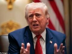 Trump retrasa el plazo para atacar a Irán con otra pausa de 10 días mientras Teherán amenaza con un millón de combatientes y una bomba nuclear