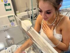 Posie, el bebé milagroso, nació después de que su madre cayera 90 pies y muriera desde una torre de Leeds. Ahora, la mujer encargada de criarlo está contando con desgarrador detalle lo que sucedió después.