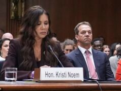 La doble vida secreta del marido travesti de Kristi Noem, Bryon: las fotos enfurruñadas de la ‘bimbo tetona’ y un montón de mensajes explícitos