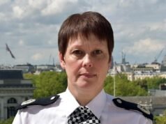 Policía acosador destinado en Londres a pesar de recibir dinero de la fuerza escocesa