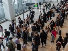 Se vislumbra el fin del caos de la TSA cuando Trump firma una orden ejecutiva para pagar a los trabajadores y hacer que los aeropuertos “vuelvan a funcionar en cuestión de días”