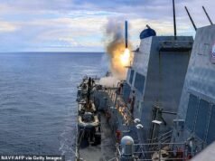 Un ataque terrestre de Estados Unidos para asegurar el Estrecho de Ormuz sería una “pesadilla”, ya que las tropas se enfrentarían a misiles y cientos de drones, advierte un general