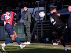 El comienzo soñado de Andy Carroll como gerente continúa mientras Dagenham & Redbridge ganan OTRA VEZ por delante del nuevo propietario KSI