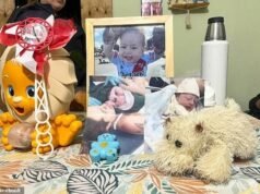 Bebé de 1 año muere ahogado con una uña postiza