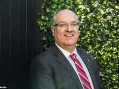 Abogado de Sydney acusado de cobrar más de 30 HORAS en un período de 24 horas en un explosivo escándalo de honorarios de 10 millones de dólares