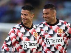 Cristiano Ronaldo ‘intenta convencer a Casemiro de que no se una al viejo rival Lionel Messi en el Inter Miami’ cuando deje el Man United este verano