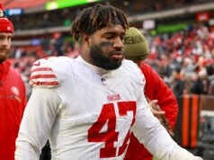El DE de los Niners, Bryce Huff, anuncia su retiro a los 27 años y funda una empresa para combatir los incendios de baterías de litio.