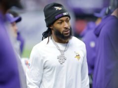 Según los informes, los Vikings liberaron a los veteranos Aaron Jones y Javon Hargrave; continúa la competencia de QB para JJ McCarthy