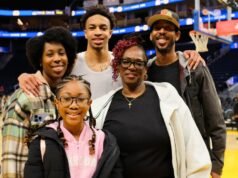 Chance McMillian juega para los Guerreros de Santa Cruz