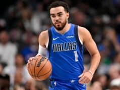 Los Nuggets refuerzan la profundidad con el base veterano Tyus Jones