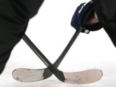 Colin Dorgan coloca al equipo rotario en hockey en las últimas semanas después de la tragedia