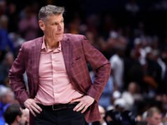Porter Moser de Oklahoma regresará como entrenador en jefe de baloncesto la próxima temporada