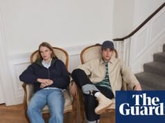 Desde Harry Styles hasta la Semana de la Moda de París, el brazalete está de vuelta | Moda