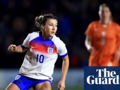 Sorprendente convocatoria de Inglaterra para Erica Meg Parkinson, 17, residente en Portugal | Selección de fútbol femenina de Inglaterra