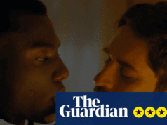 Reseña de Night Stage: el entusiasmo sexual del público es la clave de un thriller erótico extravagante y subversivo | Película