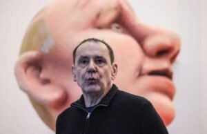 El juicio en ausencia del satírico alemán se pospone hasta abril en Moscú