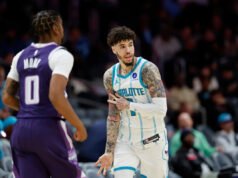 Los Hornets empatan récord de la franquicia con 26 triples ante los Kings con 10 jugadores eliminados